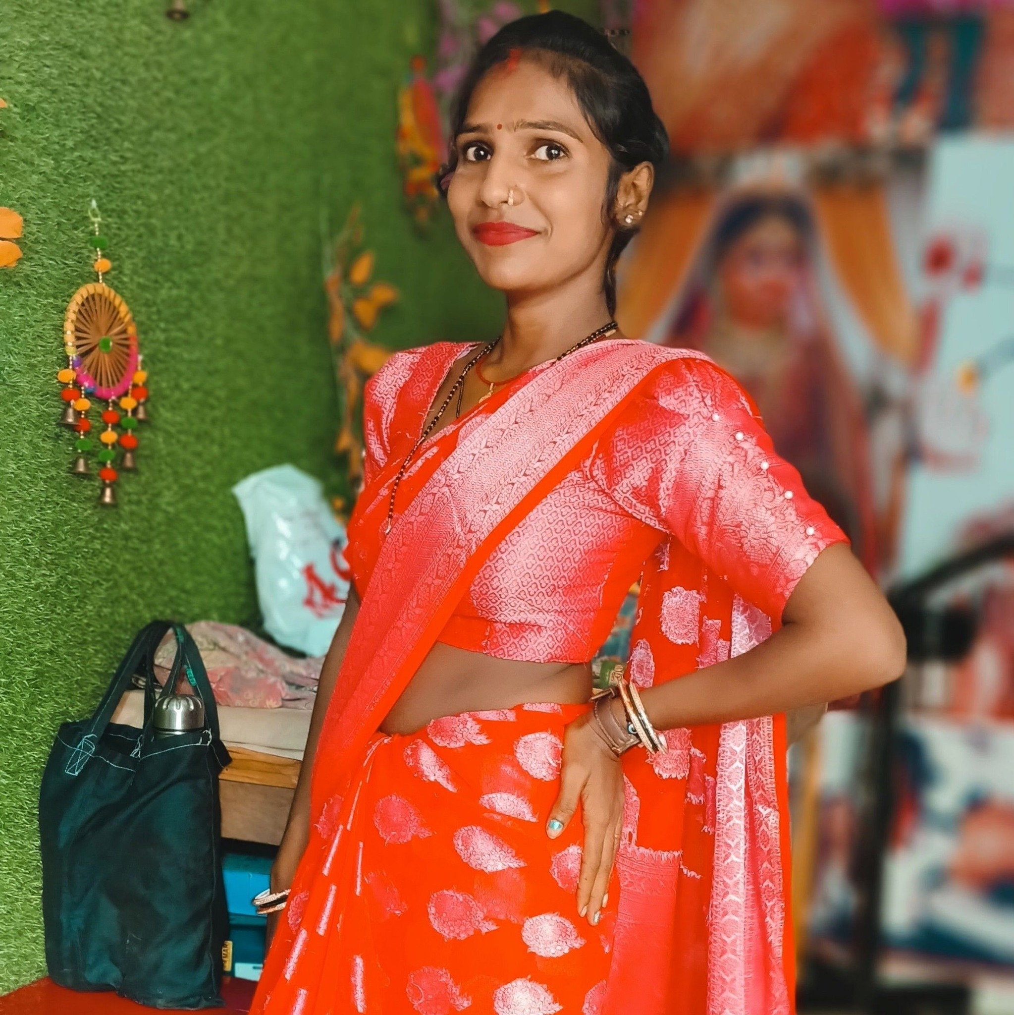 Vedeo | Mainu Ansari