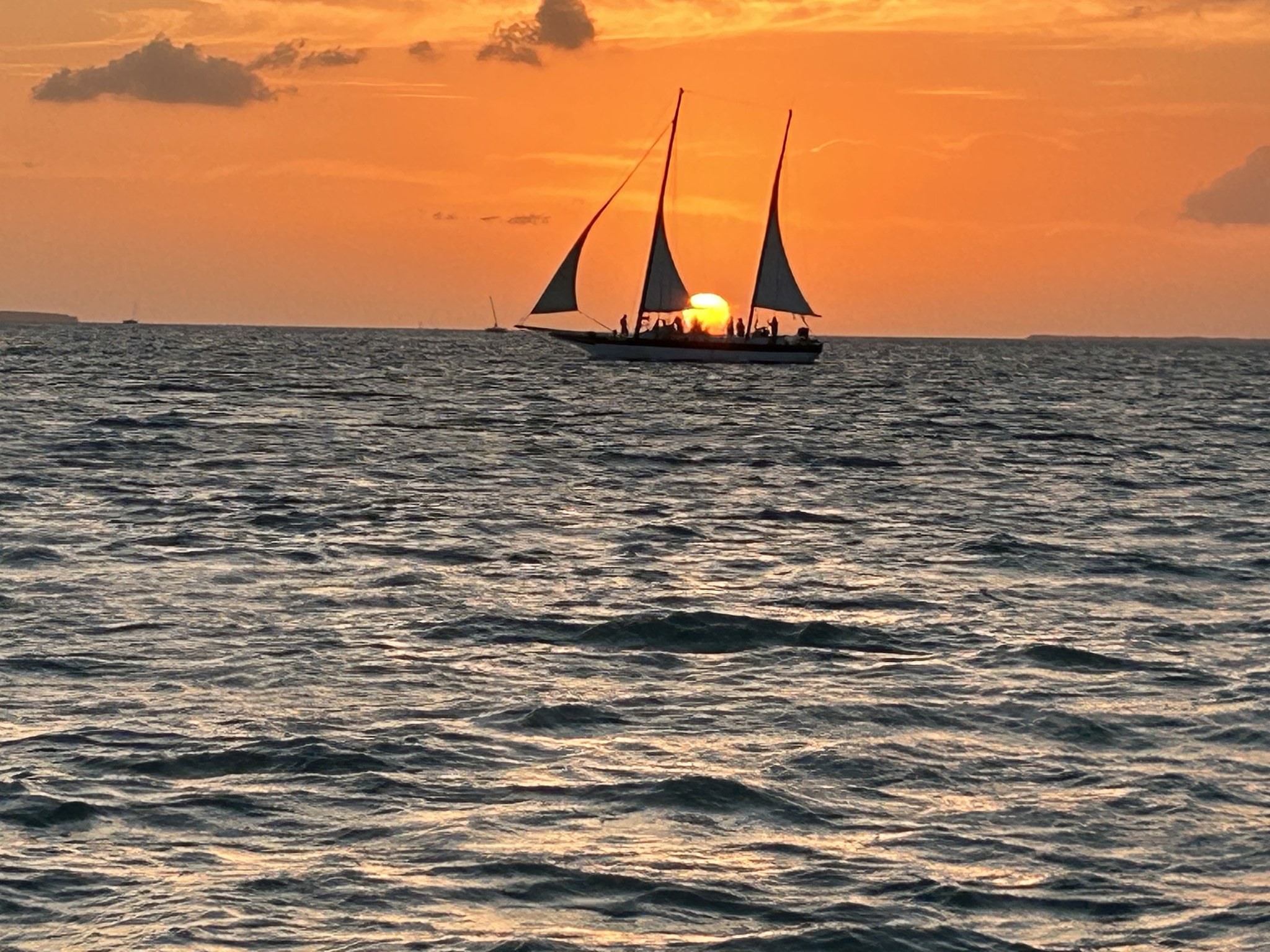 Sailing and Cruising | Ok, this may be a dumb question: any cruisers ...