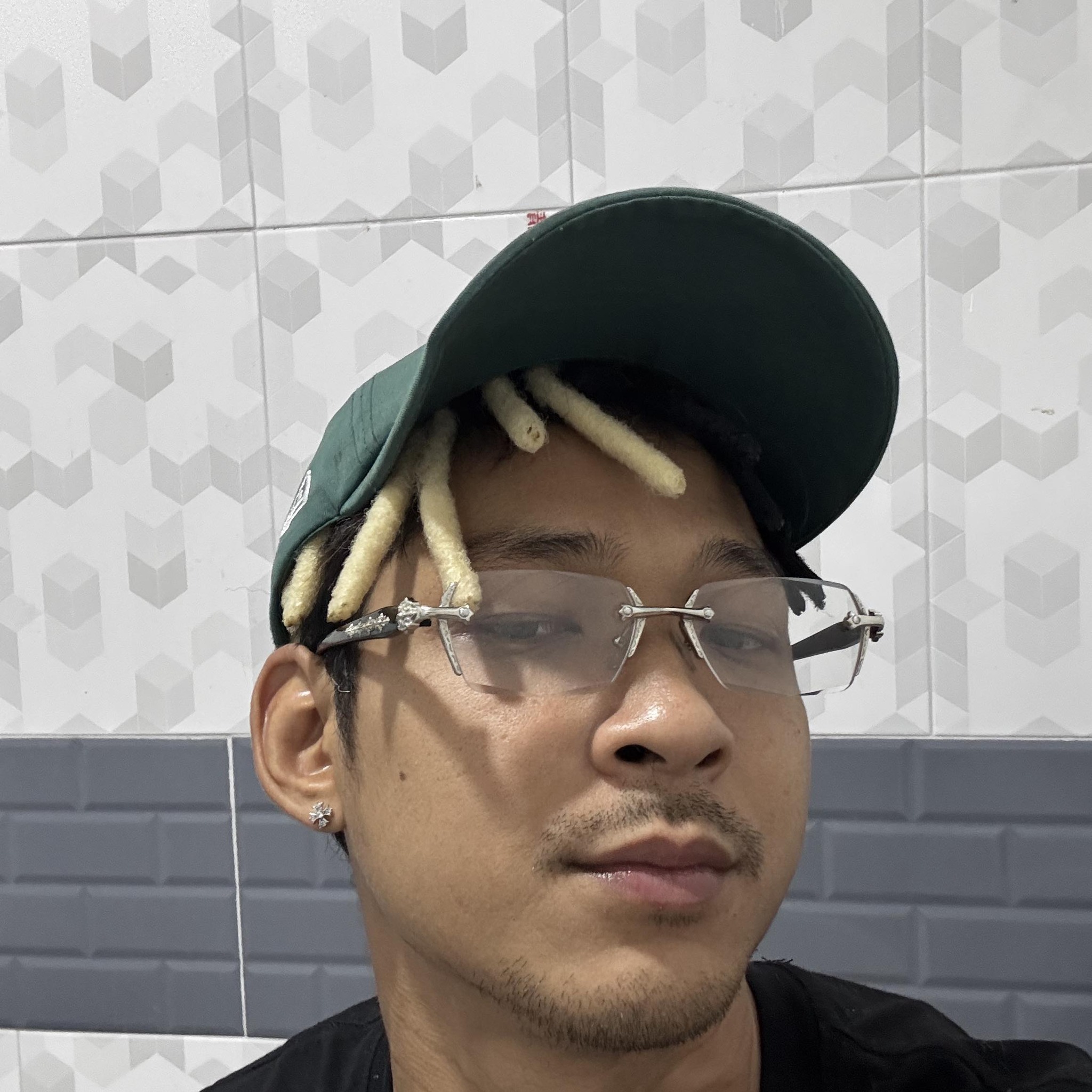 Atth Keadphol