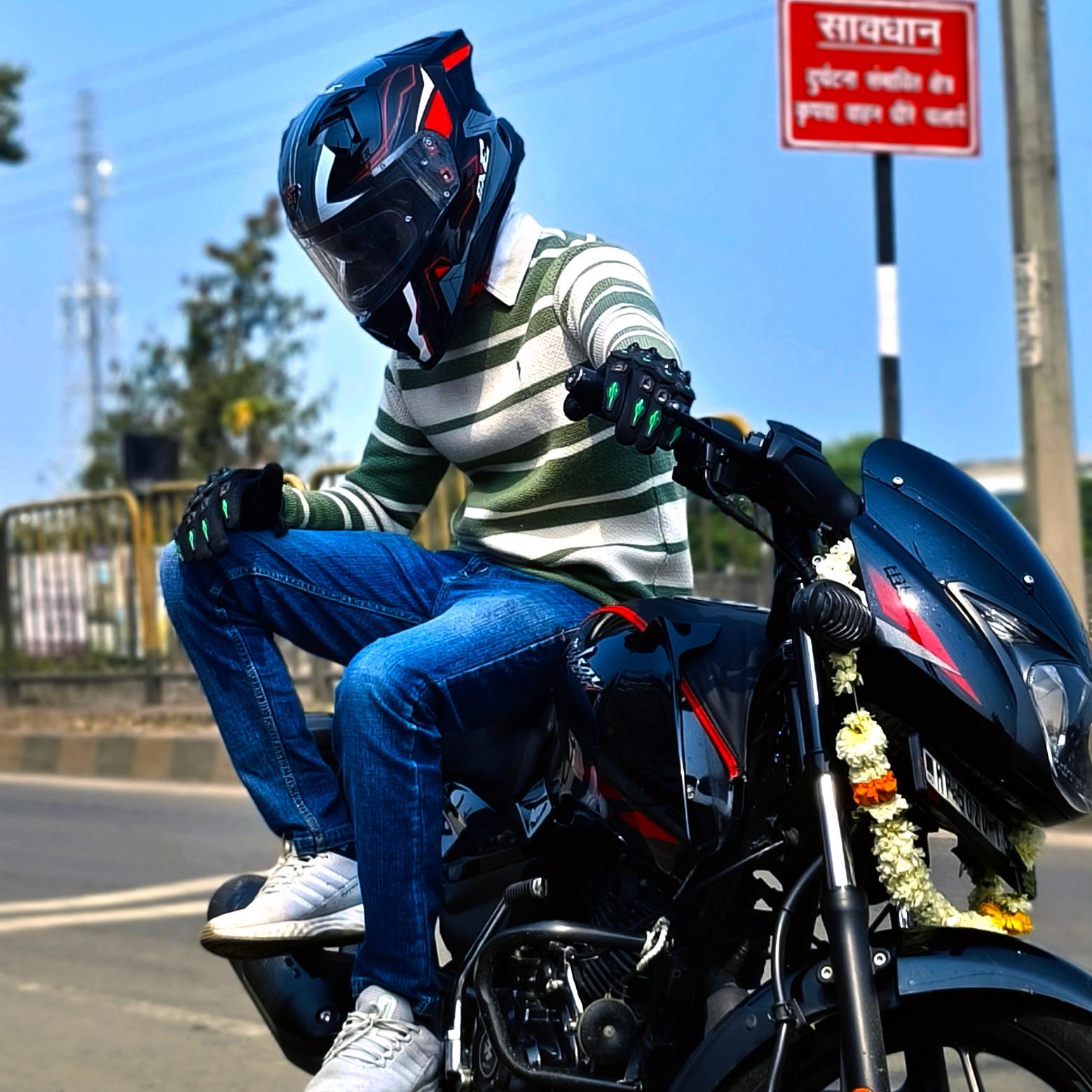 Achaa 🔥😱 ️🫶🏻 #helmate #sttelbirdhelmets #rider #insta #instagram | Mr ...