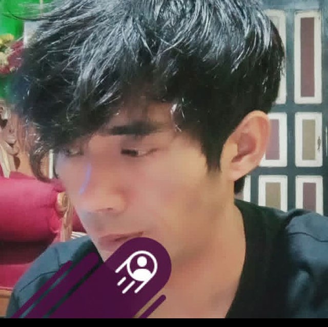 Pasangan terakhir Proses pemasangan bata ringan paling atas atau ...