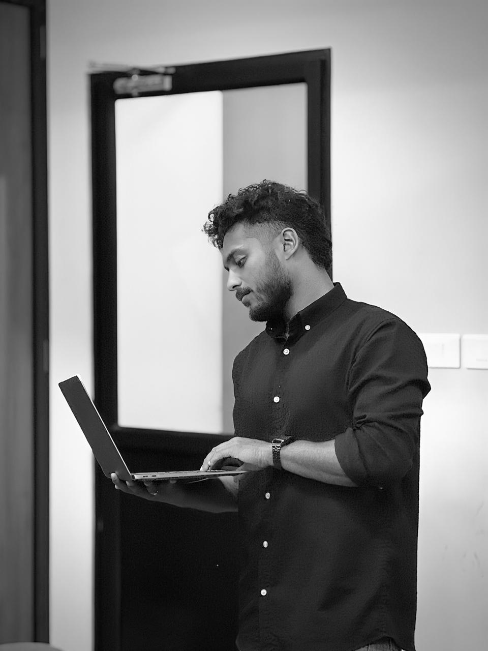 Ajmal roshan | Payyoli