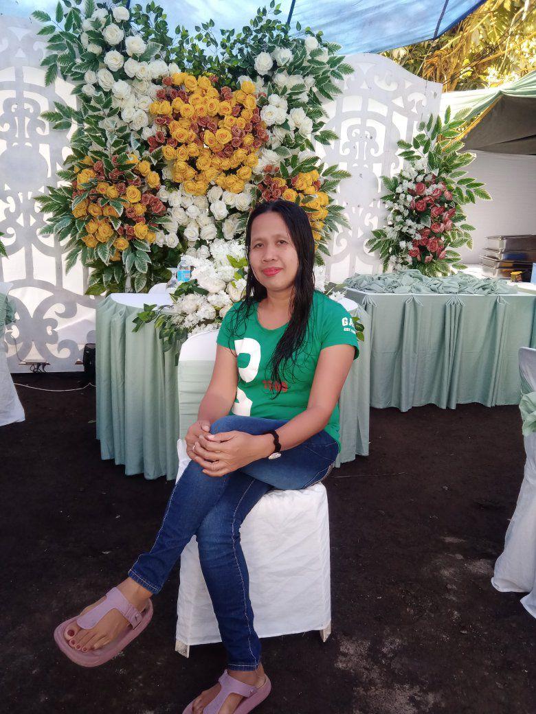 Pause muna sa Reading and Mathematics, flags naman ang gusto niyaaaa 😅😄 ...