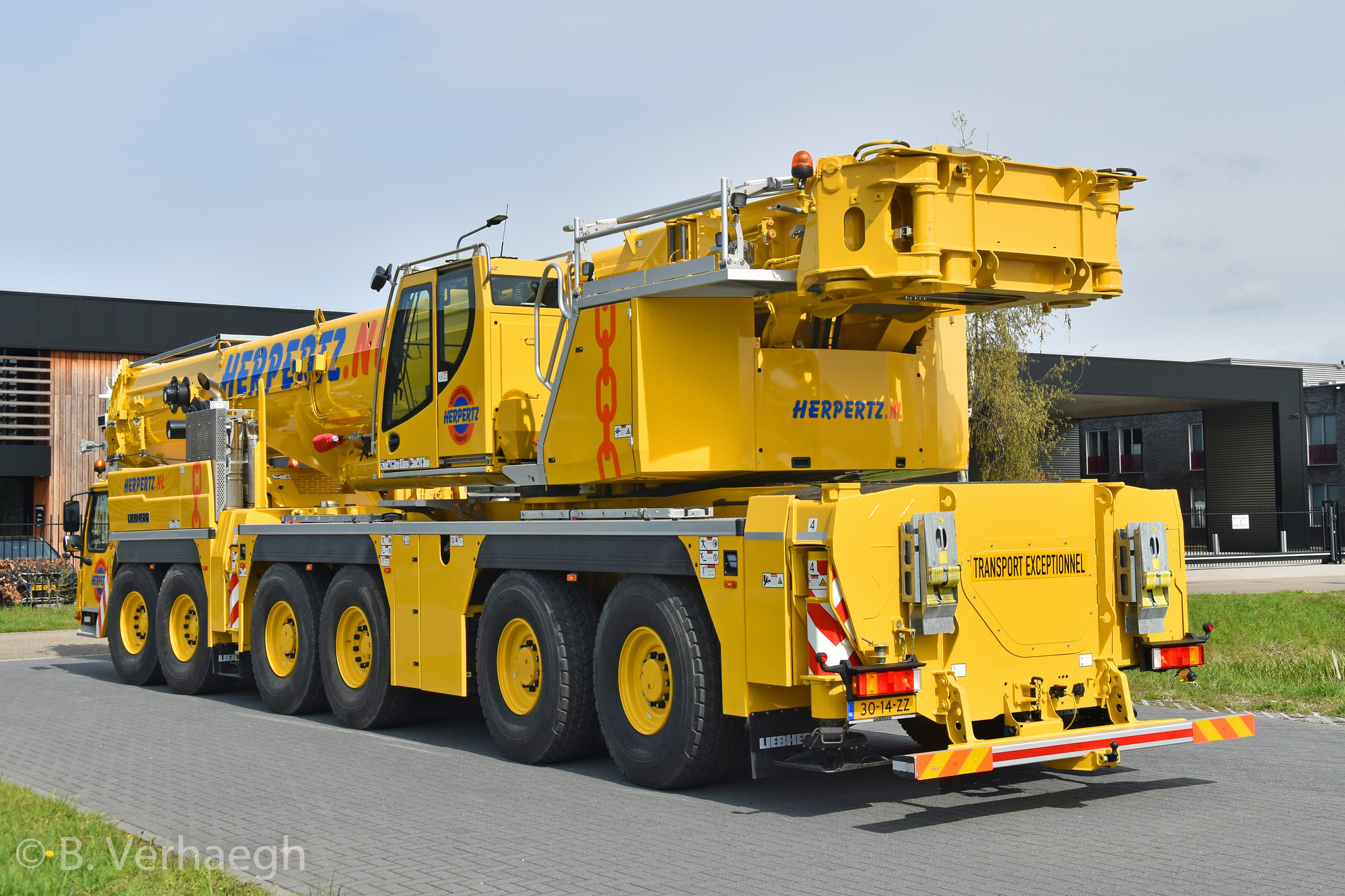 その他 bauma 2025 LTM 1400-6.1 Mobile crane Liebherr LTM 1400-6.1 crane at bauma 2025