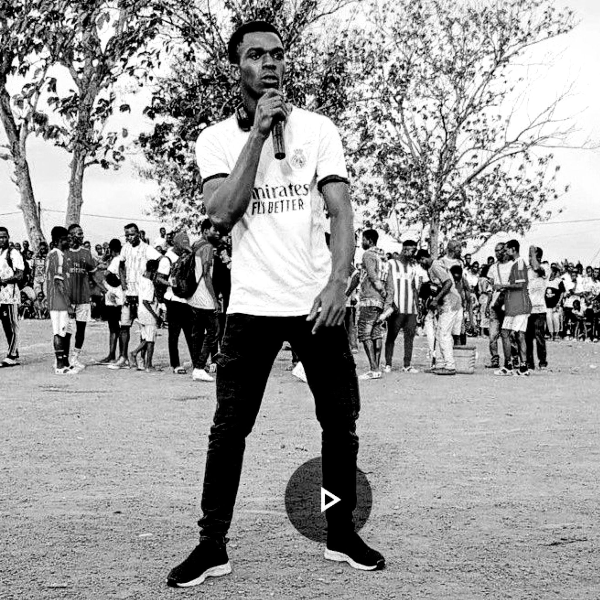Le clip de Halalé enfin disponible sur ma page YouTube https://youtu.be ...