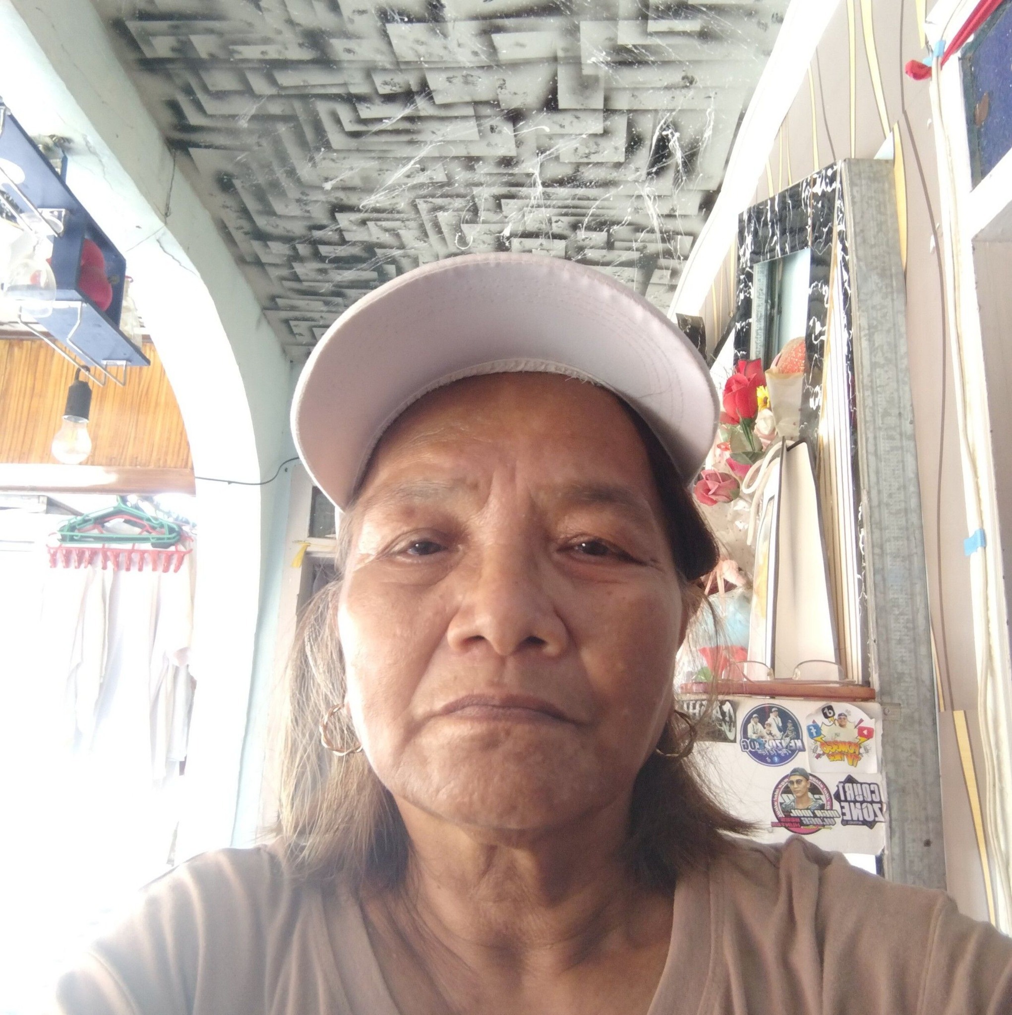Kong di sana ko nagreply wala sana kong asawang potsu. # ...