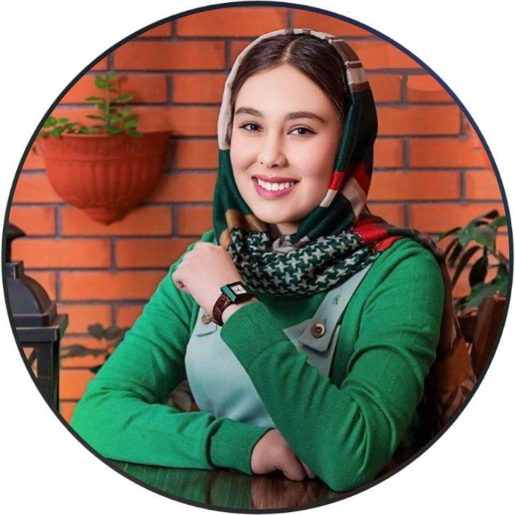 نانِ گرم با خربزه، مزه‌ای دیگر دارد 🍈 سفره‌مان ساده بود، اما دل‌هایمان ...