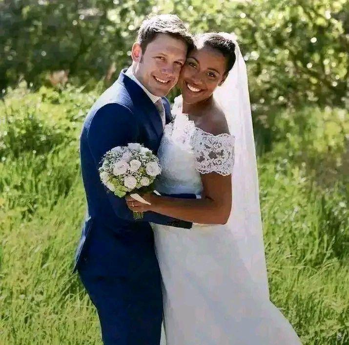 International dating sites | Facebook
