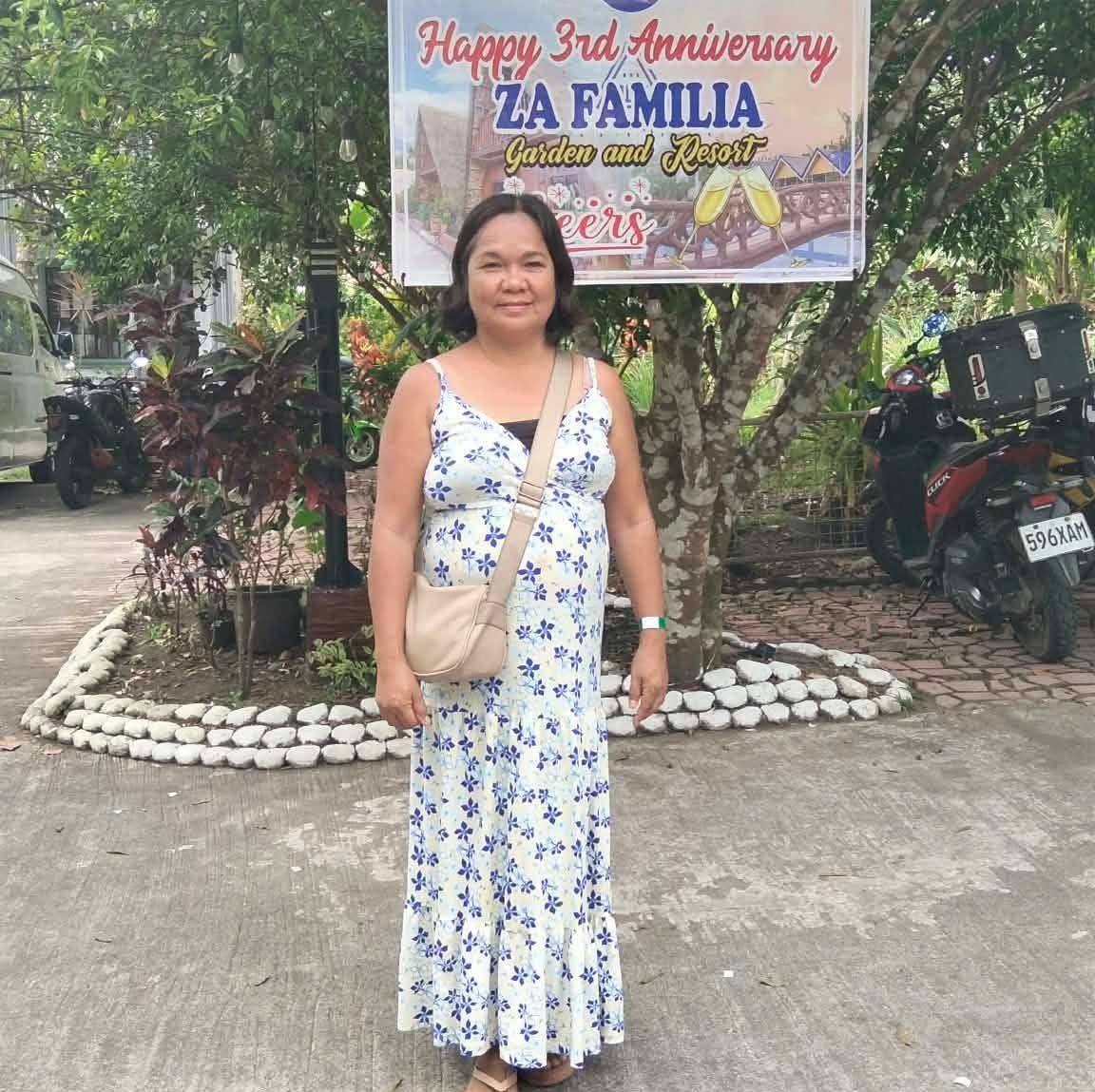 Ang galing talaga kumanta ni ate Cathy ng Angbango bango ng bulaklak ...