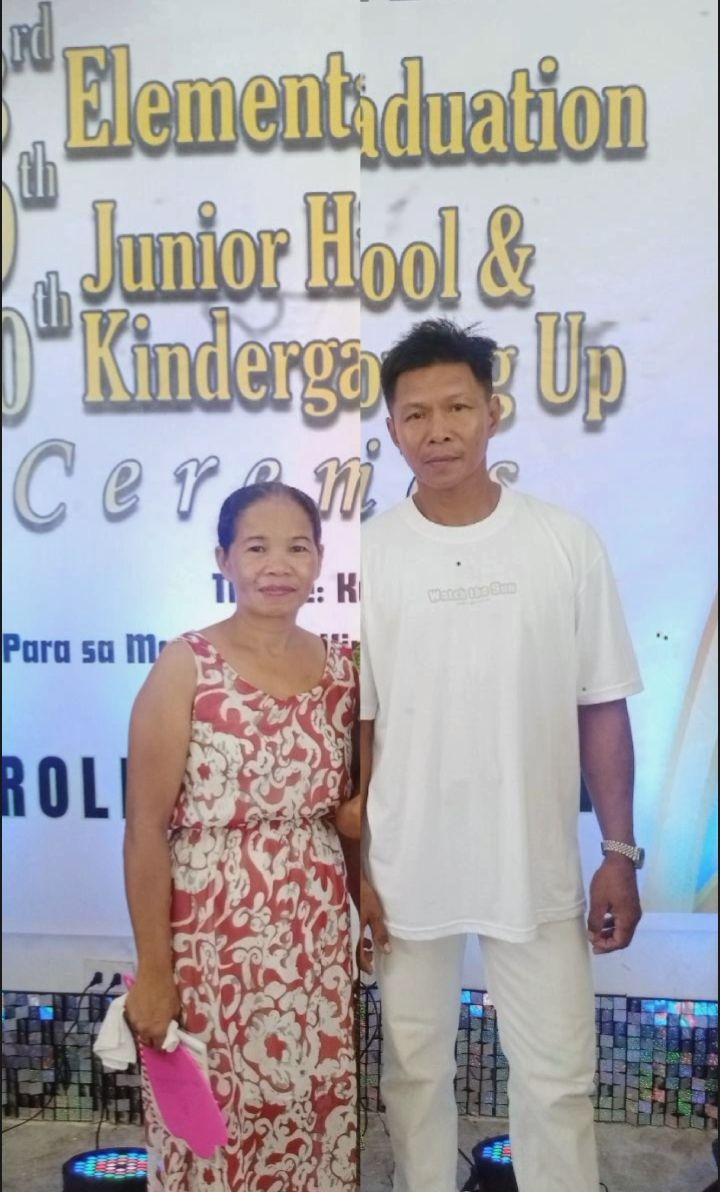 Inlove na talaga c mown Kylie hehehe kinanta na nya Ang palagi Korean ...
