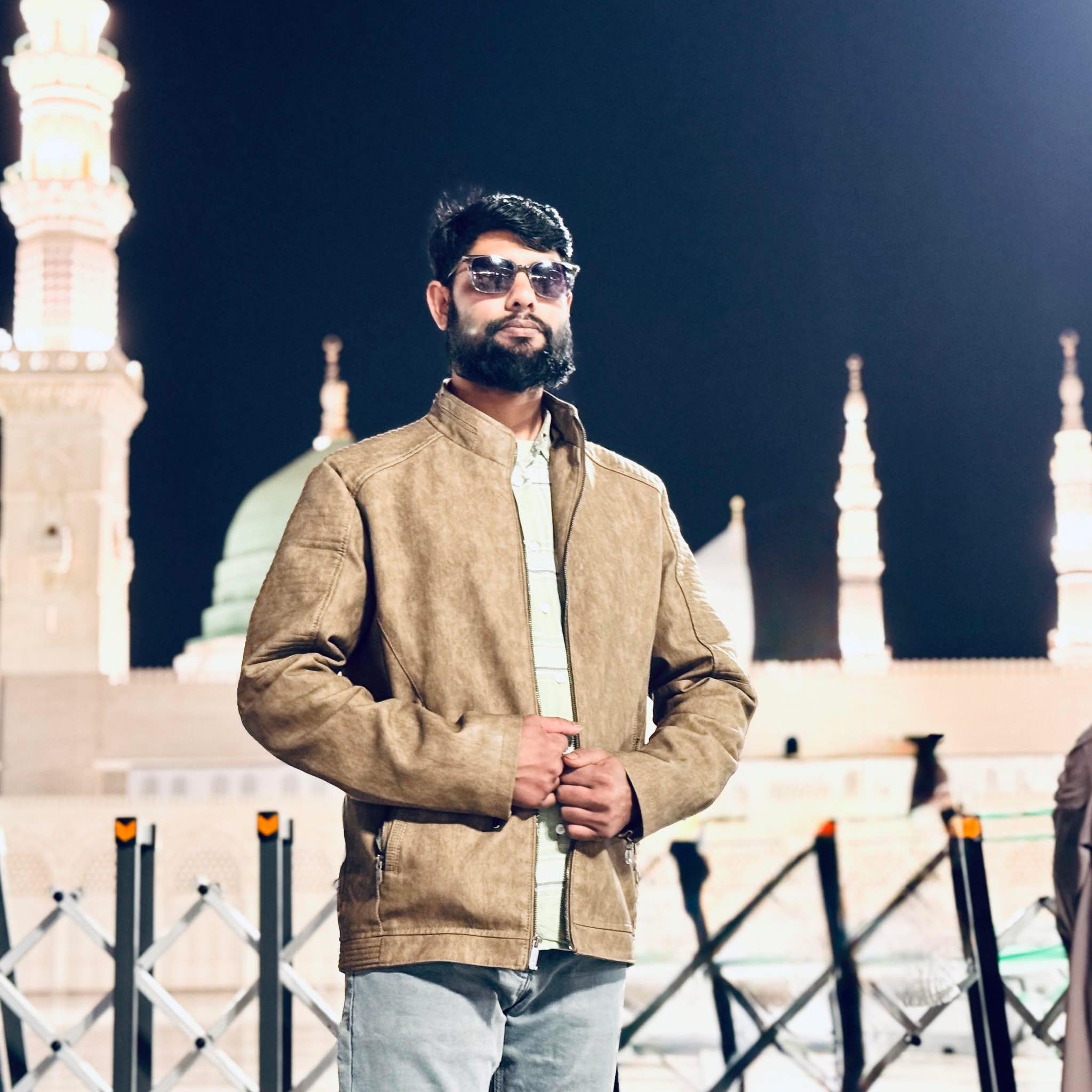 তুমি ভেবে নিও না ভুলে যাব তুমি থাকবে আমার কাছে ফুলের মতো। ..!!🌸🍀 ...