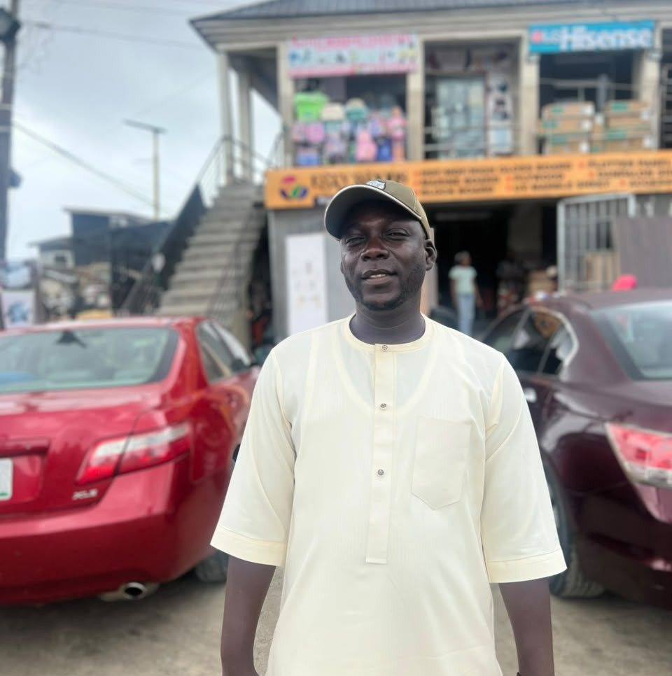 Eso fun baba oni ketekete koye se faari ni waju baba elesin funfun ...