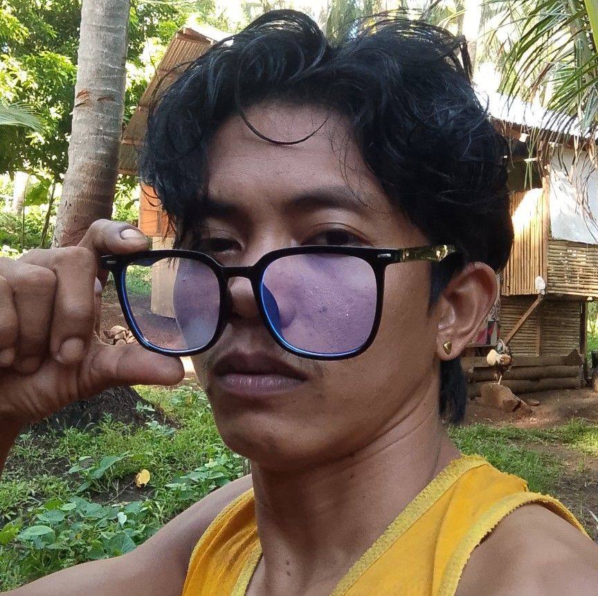 Anak ginagawa mo?🤣 Nanonood lang siya ng mukbang anot naisipang ...