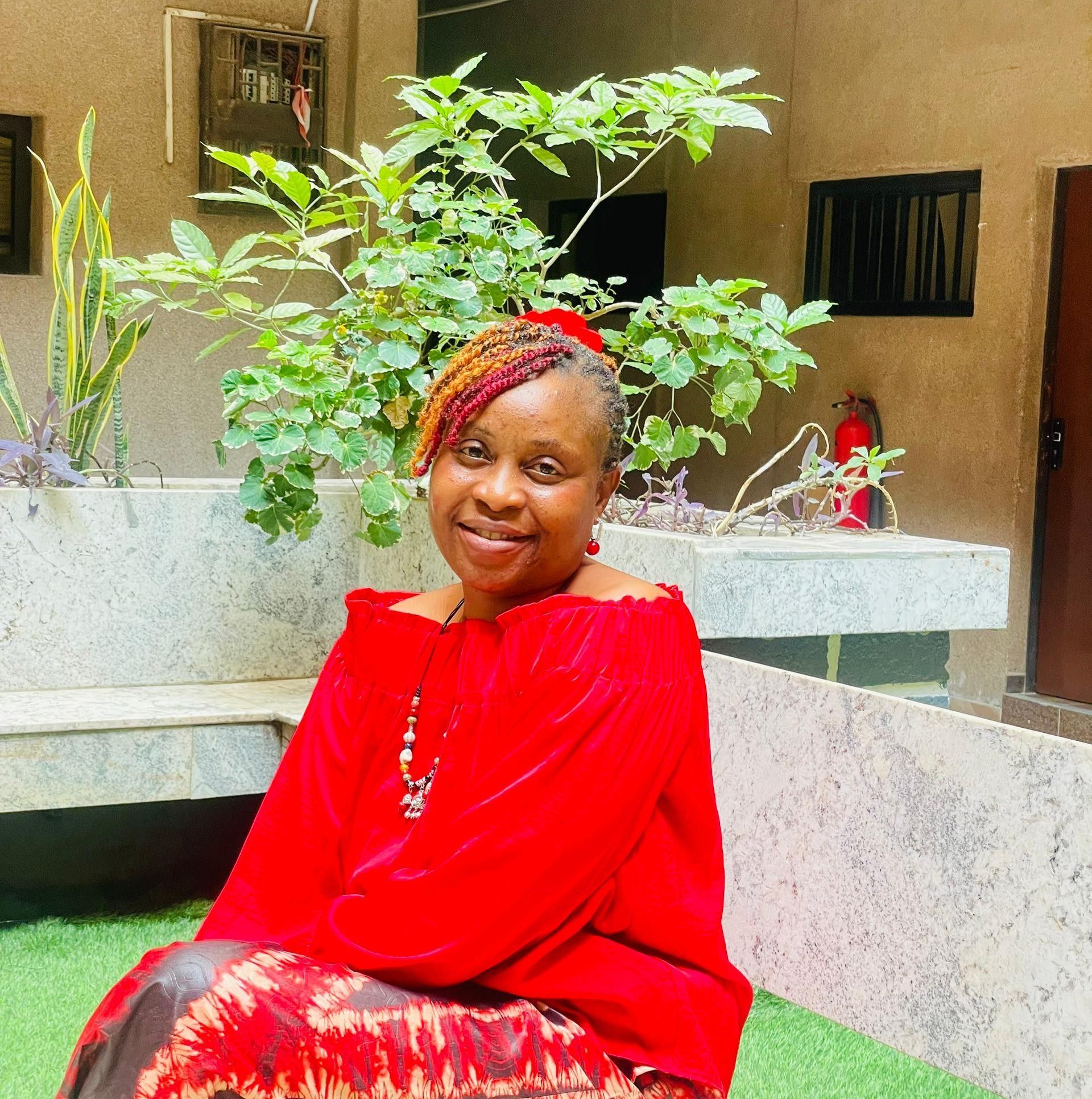 Native jollof rice + smoke fish #GraceStyle | Grace Style