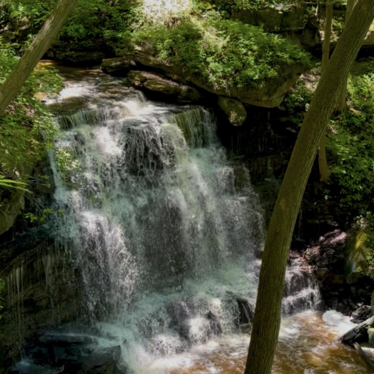 5-hamilton-waterfalls-without-the-chasethewaterfalls-facebook