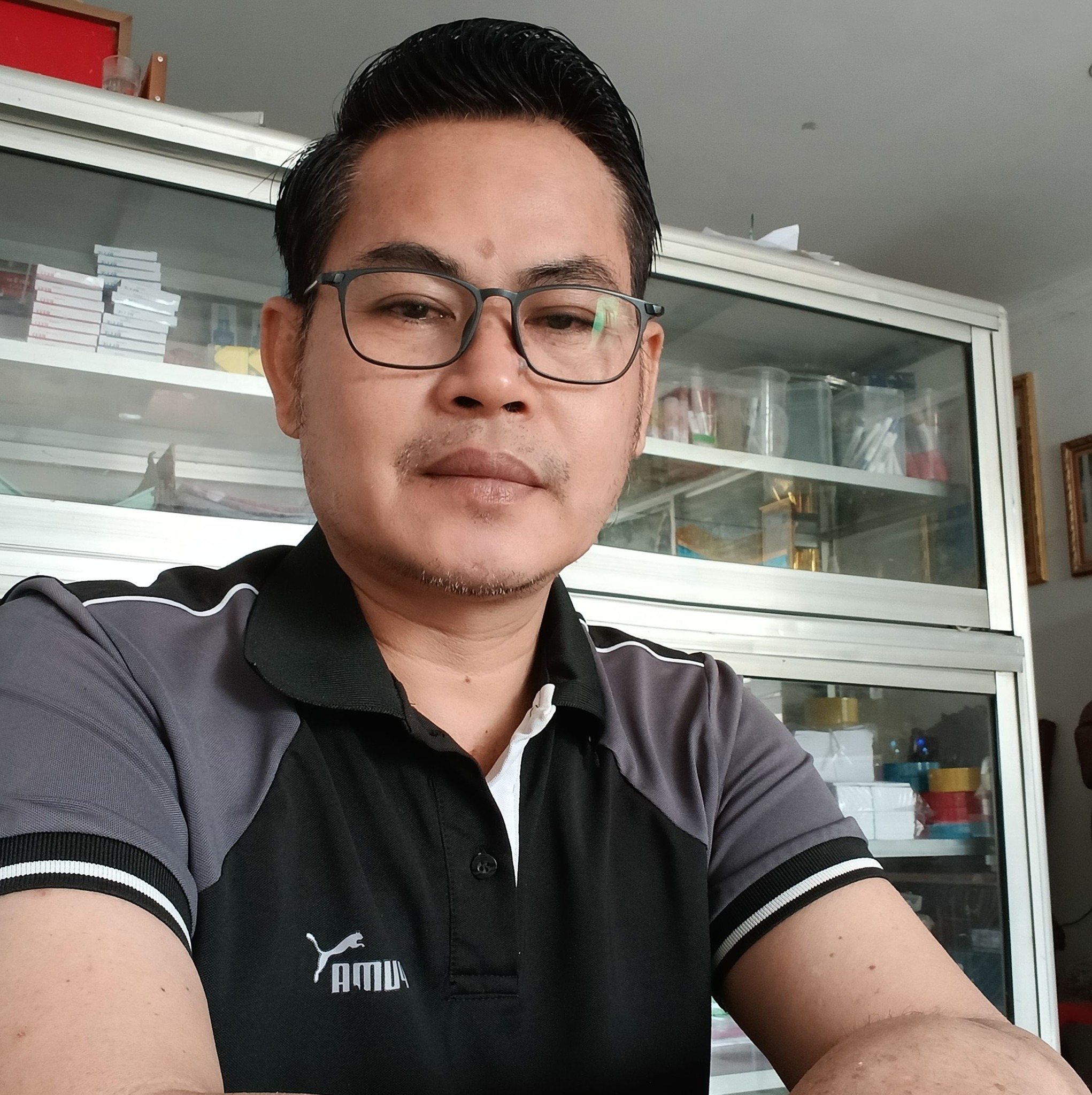 វីដេអូផ្ញើជូនម៉ូយជាពិសេស admin ដេកអត់លក់ងើបមកដាក់ប្រាវមួយហ្មងទៅ😁 👉 ...