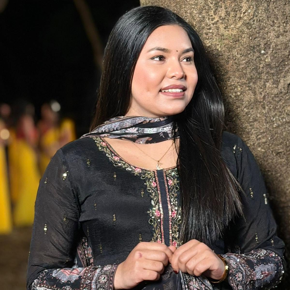 sunita-kami-singer