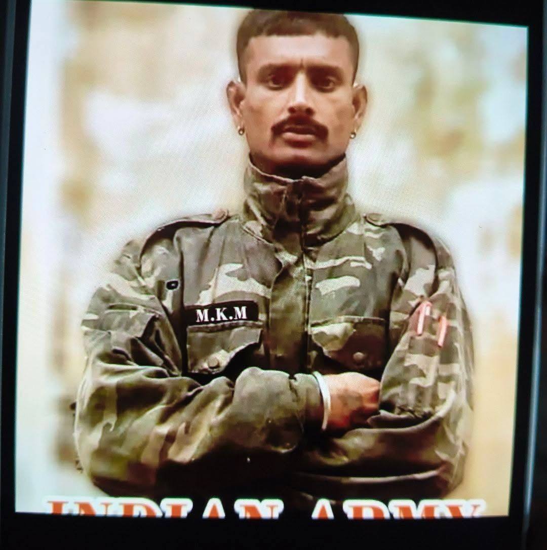 🇮🇳 | Basit Maqsood