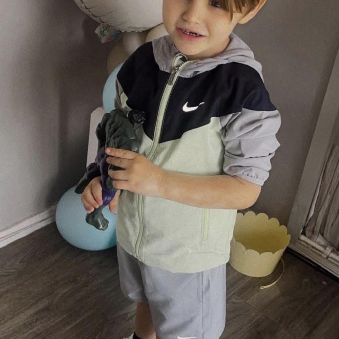 He couldn't leave without violating Deno. #unitedkingdom #ukrap # ...