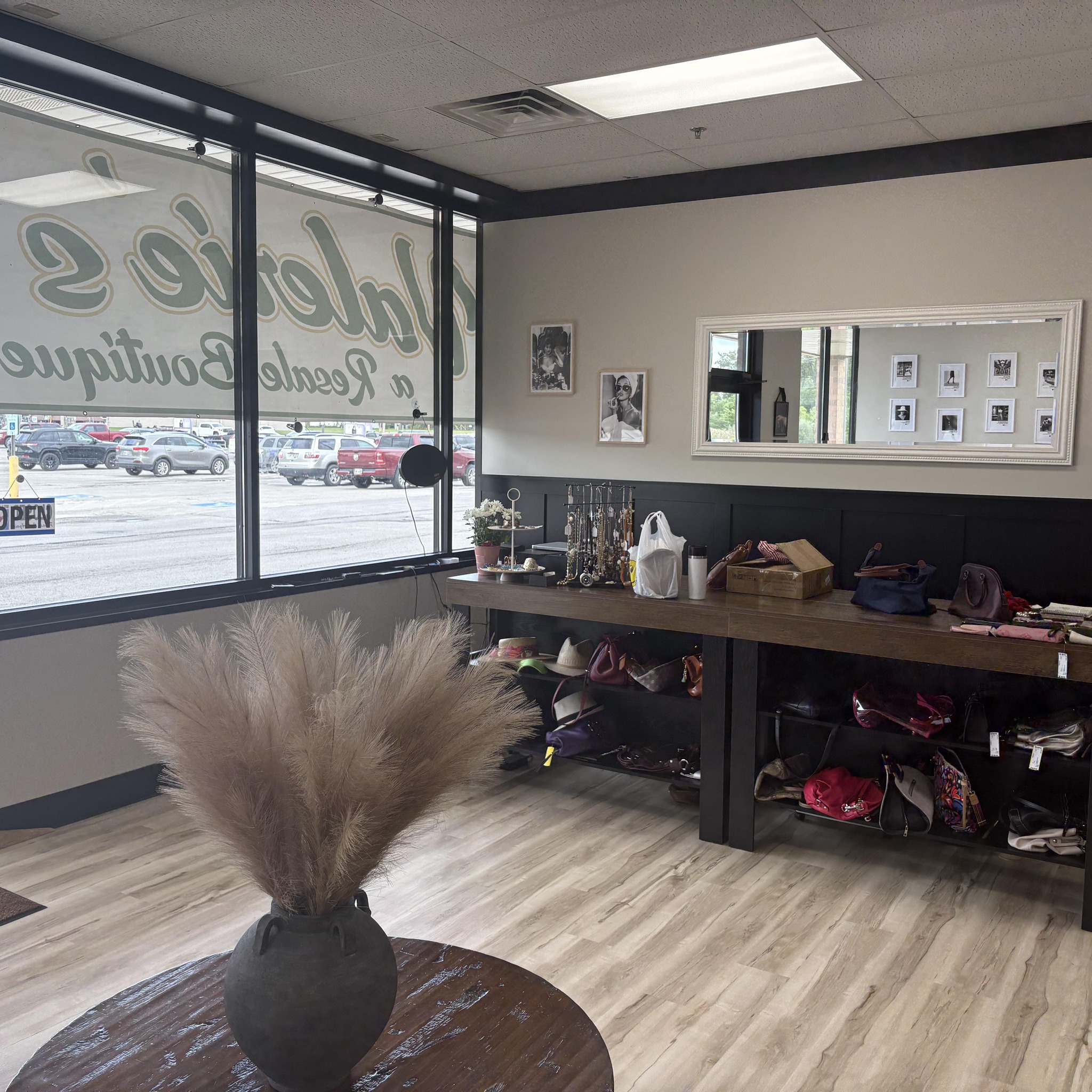 Valerie‘s a Resale Boutique | Port Clinton OH