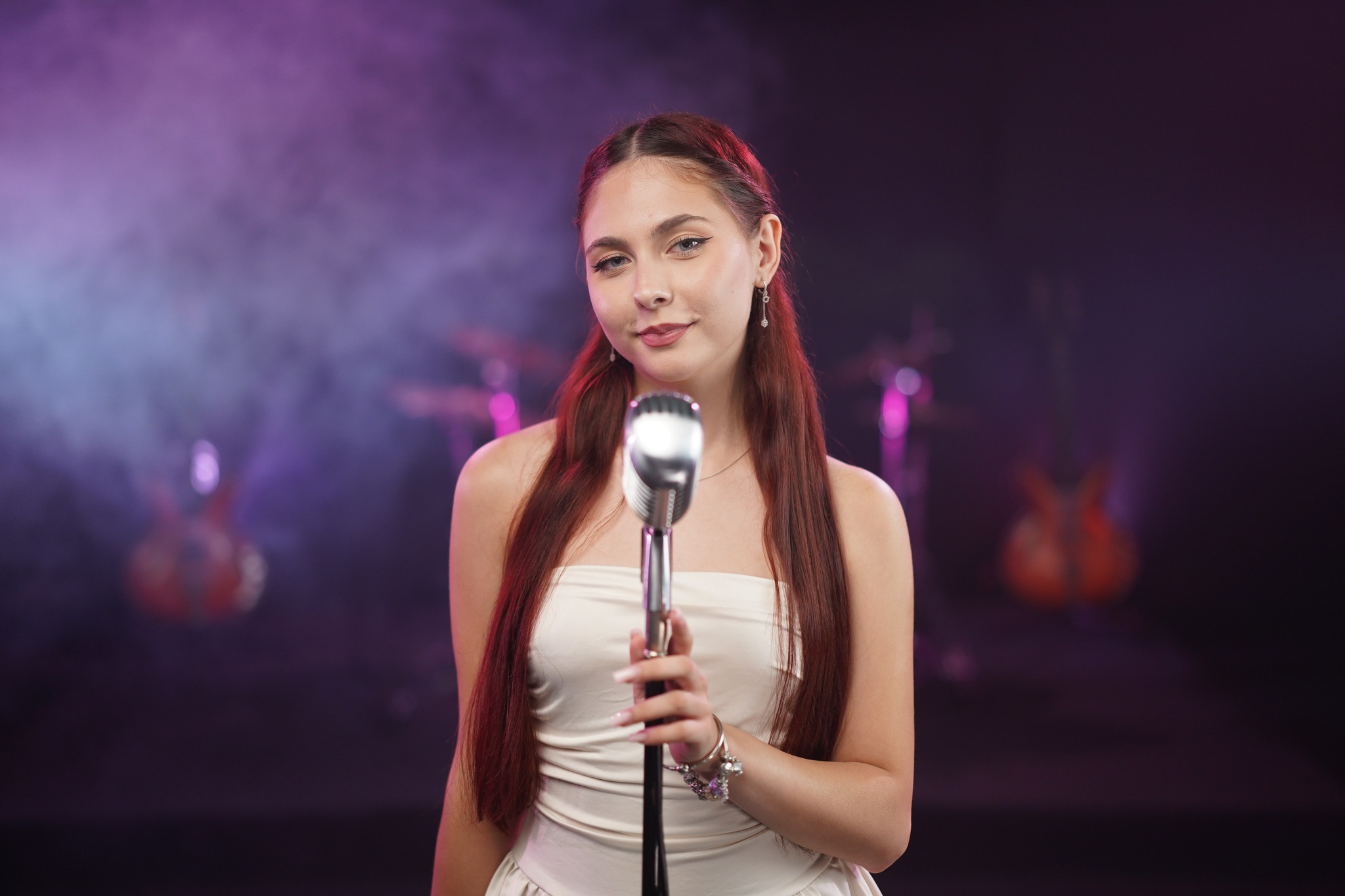 Dana - Music - Red lights, microphone, and a little bit of... | Facebook