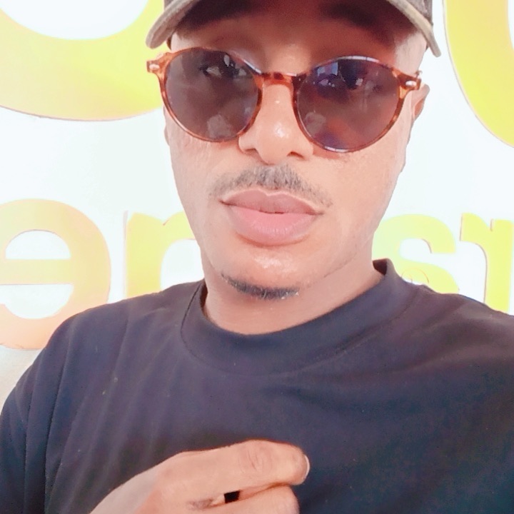 iPhone 14 Pro 1TB | Abdulateef Eniola Ibrahim