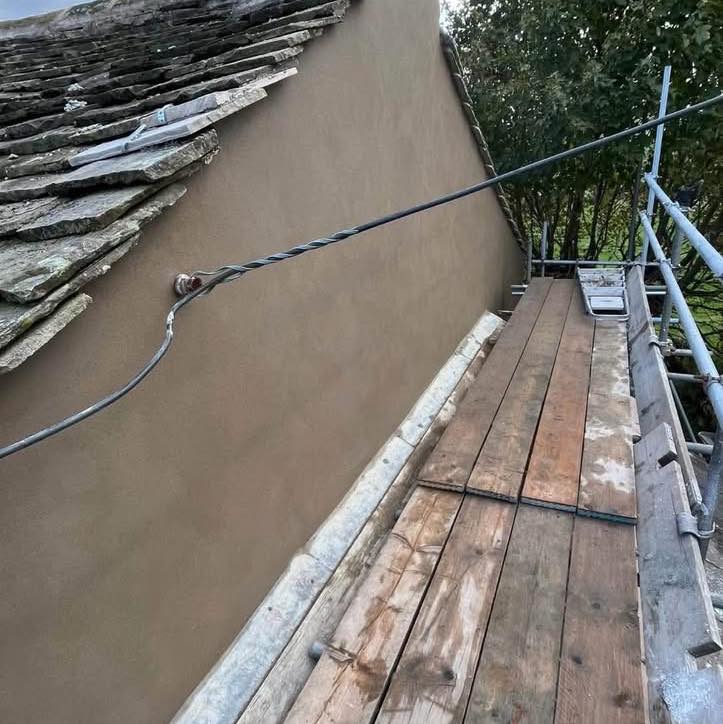Castle plastering & rendering on Reels