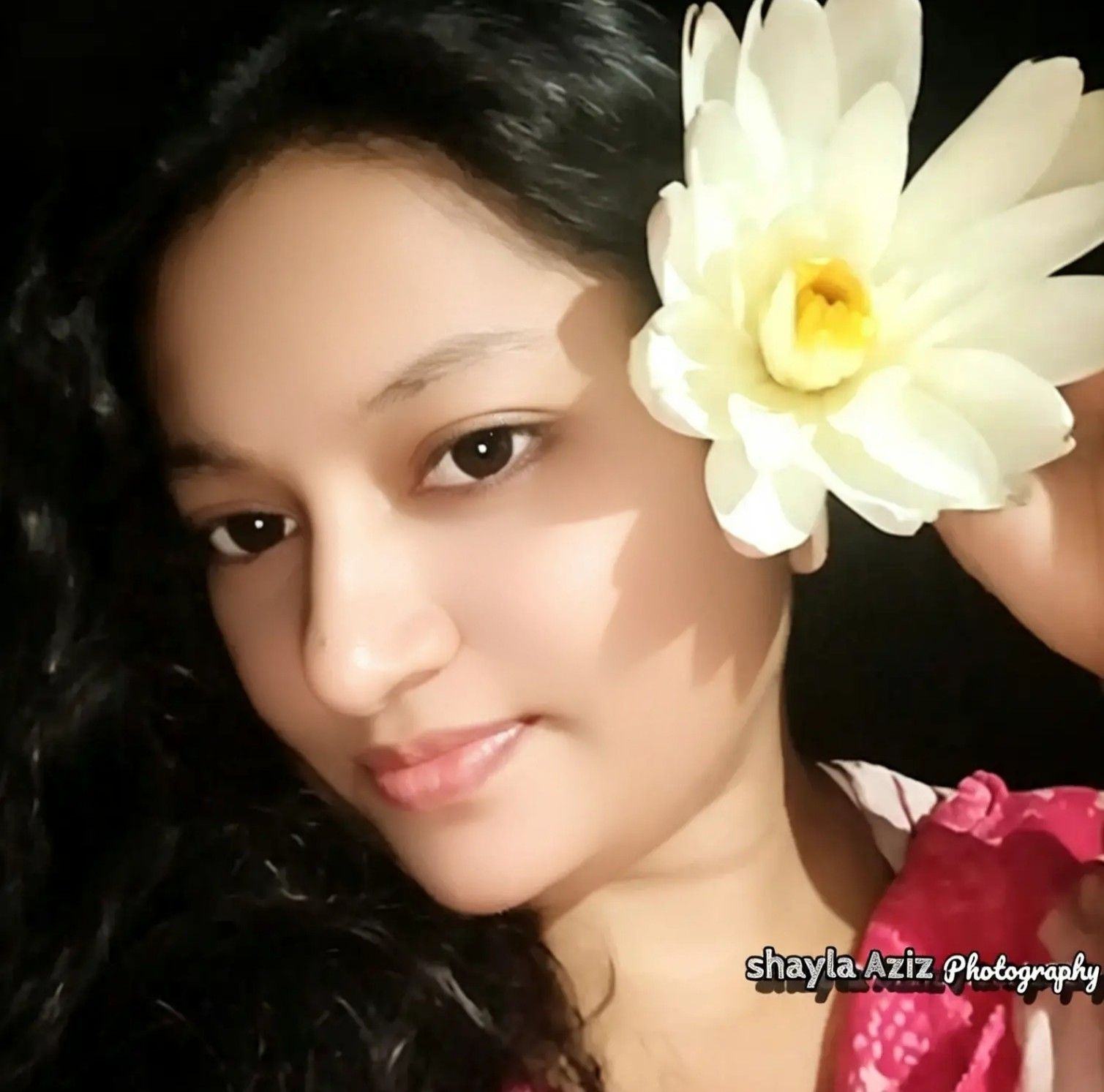 আমার কোনো বন্ধু নেই, যার কাছে আমি নিজেকে ভেঙে ২০২১ সালে আবৃত্তি ...
