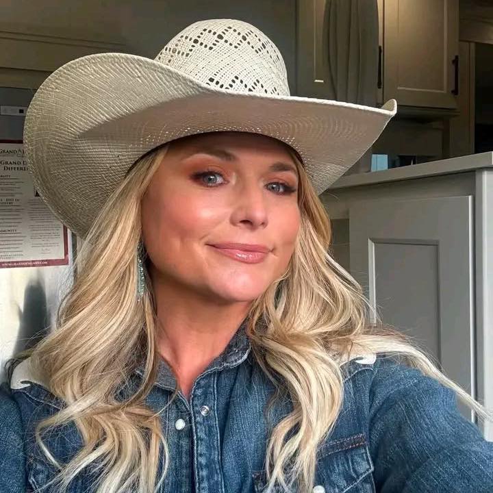 Miranda Lambert | Facebook