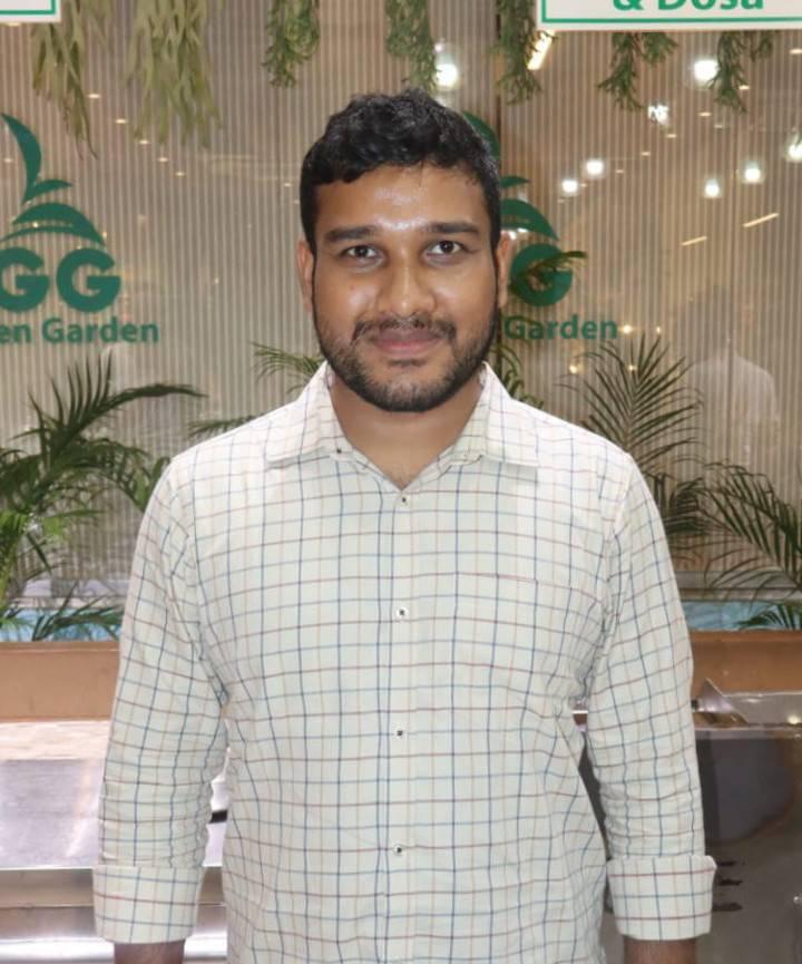 Unlocking English with Arif Istiak | বইটি এইমাত্র সংগ্রহ করলাম। 