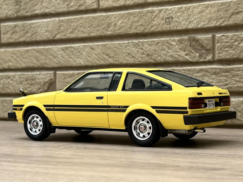 バンダイ1/20カローラレビン ピラー折れ、欠品アリの格安キットを