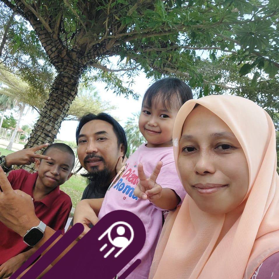 Addik Putry