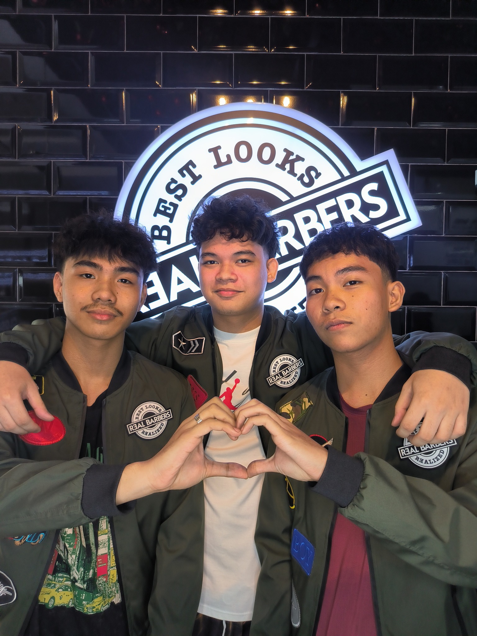 REAL - Flexing their best look like a professional model. 😎 Thank you ...