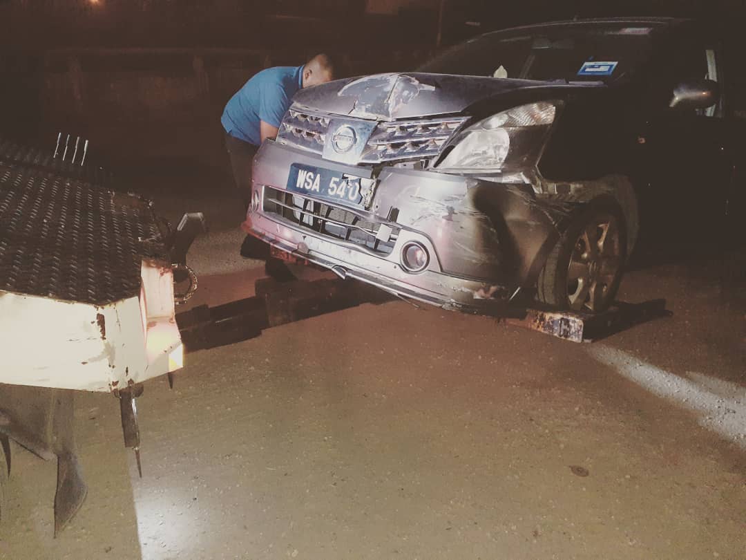 Kurnia Bistari Auto Upah Tarik Kemalangan Sw Team Mahkota Cheras Balai Kajang Weng Oon Auto Our Company Services Towing Service Car Carrier Service Accident Claim Full