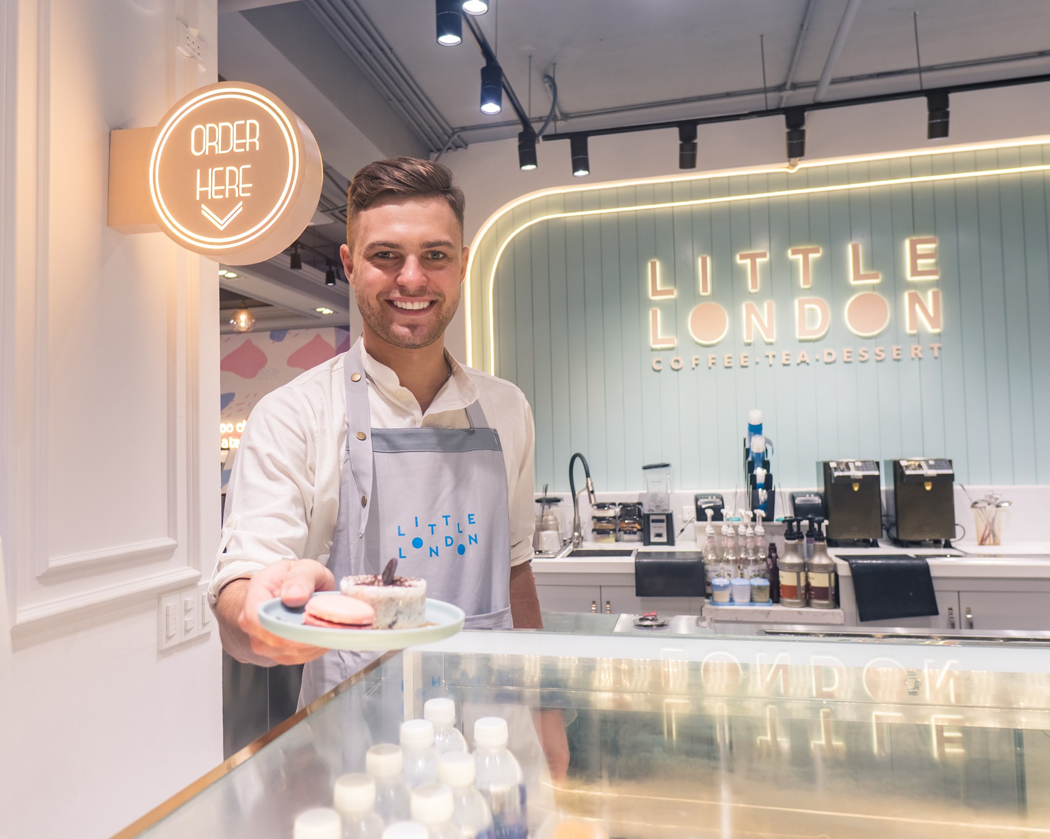 Little London - Coffee • Tea • Dessert | Nha Trang