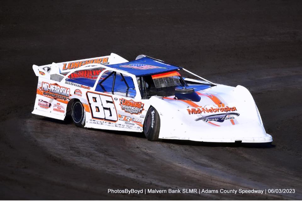 Leonard Racing 85