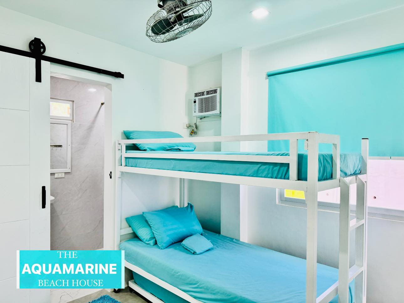 The AquaMarine Beach House... - The AquaMarine Beach House