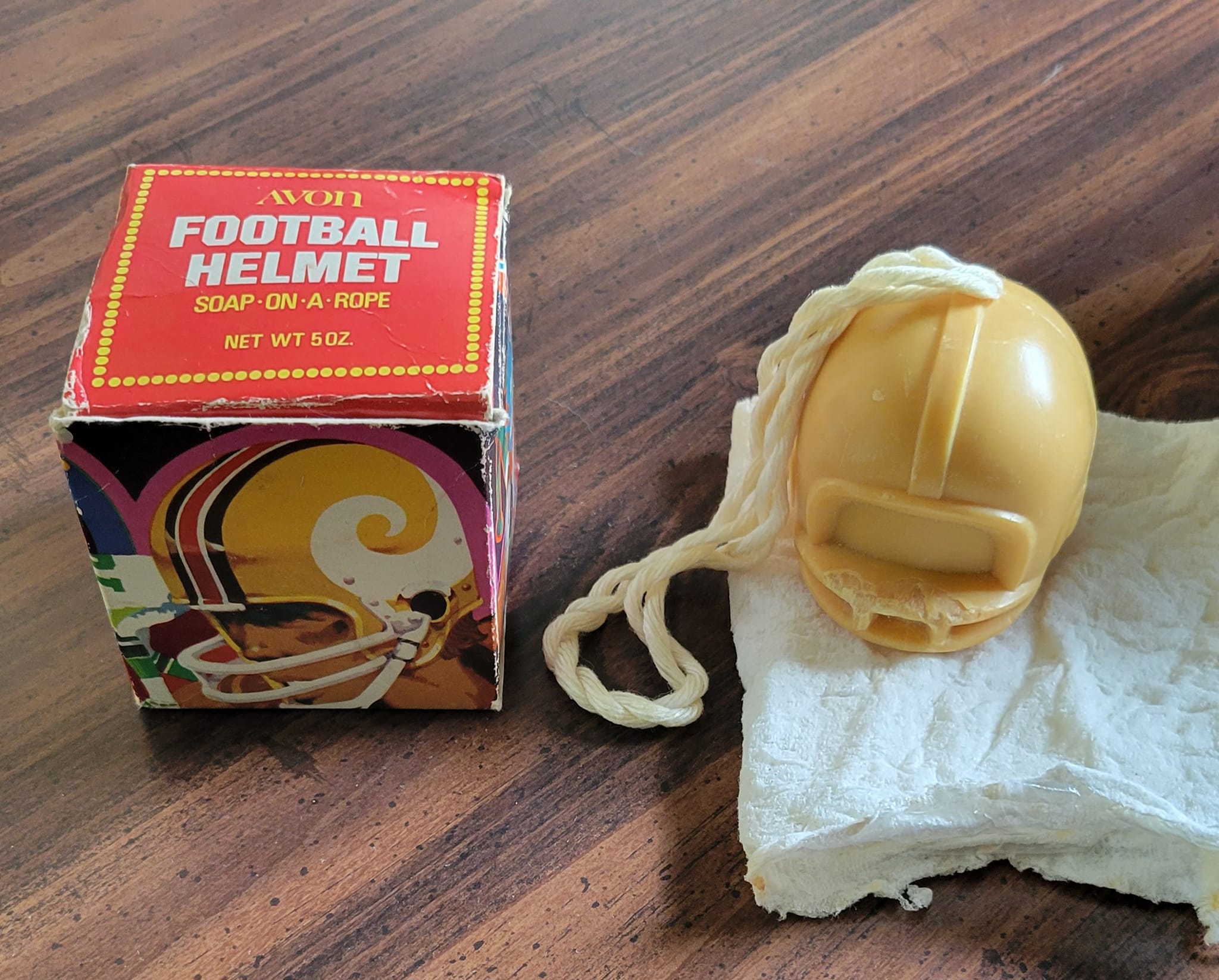 bell bicycle helmets nz Helmet Nomad 2 MIPS Ole Miss Rebels Riddell pinch side buckle means School Supplies Items:22PcKit updated-1779619038
