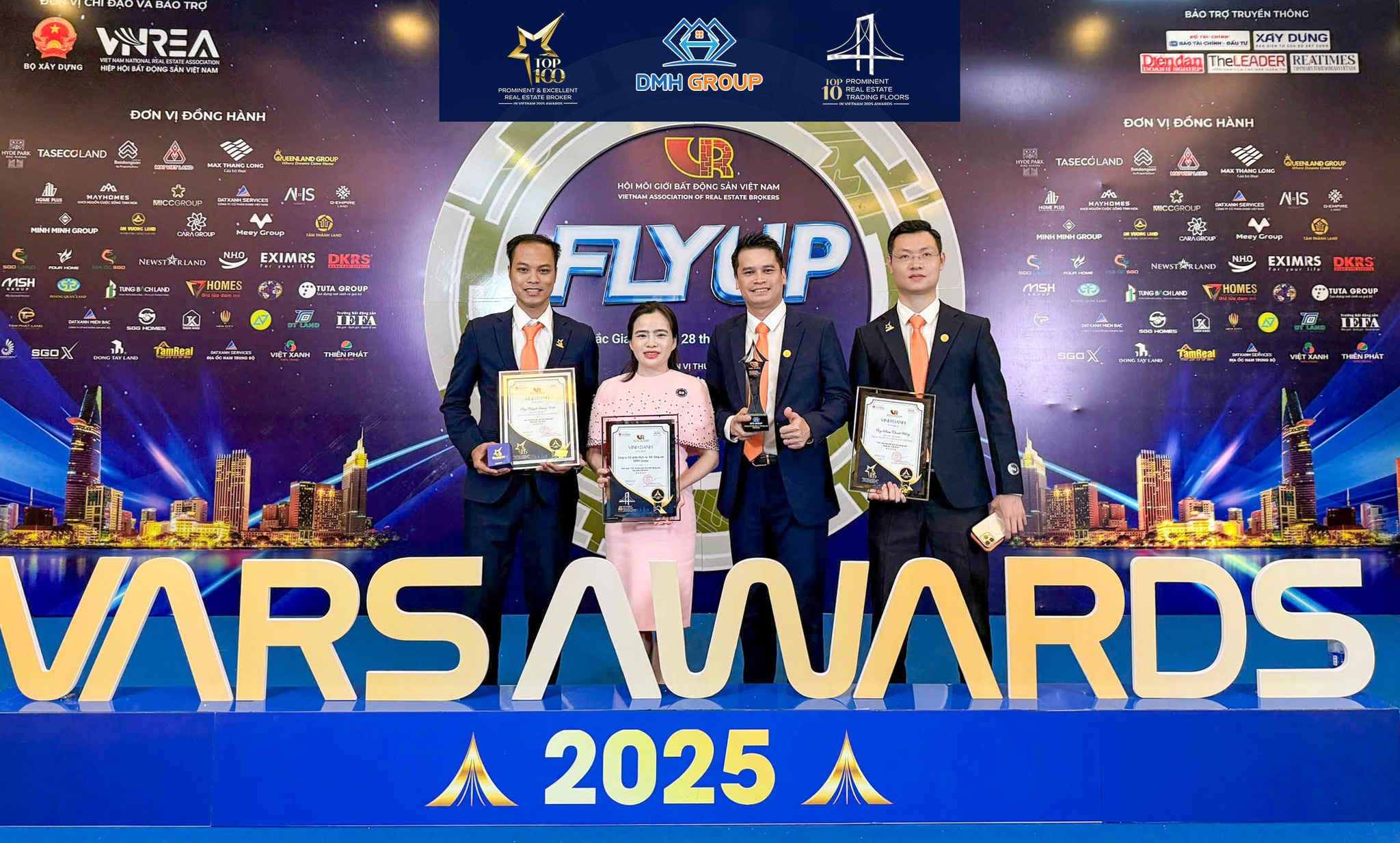 DMH GROUP - 🏆 DMH GROUP VINH DỰ ĐƯỢC VINH DANH TẠI VARS... | Facebook