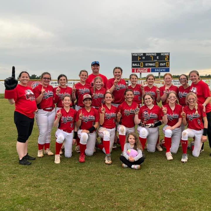 CCMS Lady Raiders Softball | Manchester TN