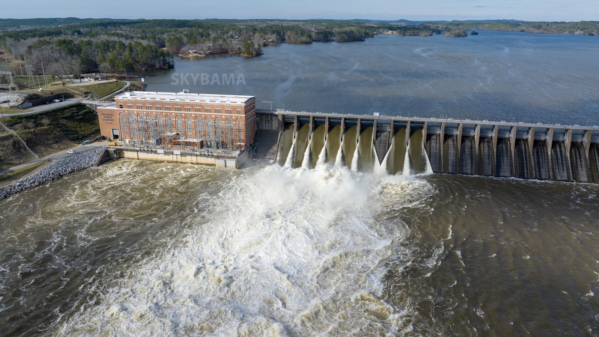 Alabama - Following heavy rainfall overnight, 8 floodgates are now open ...
