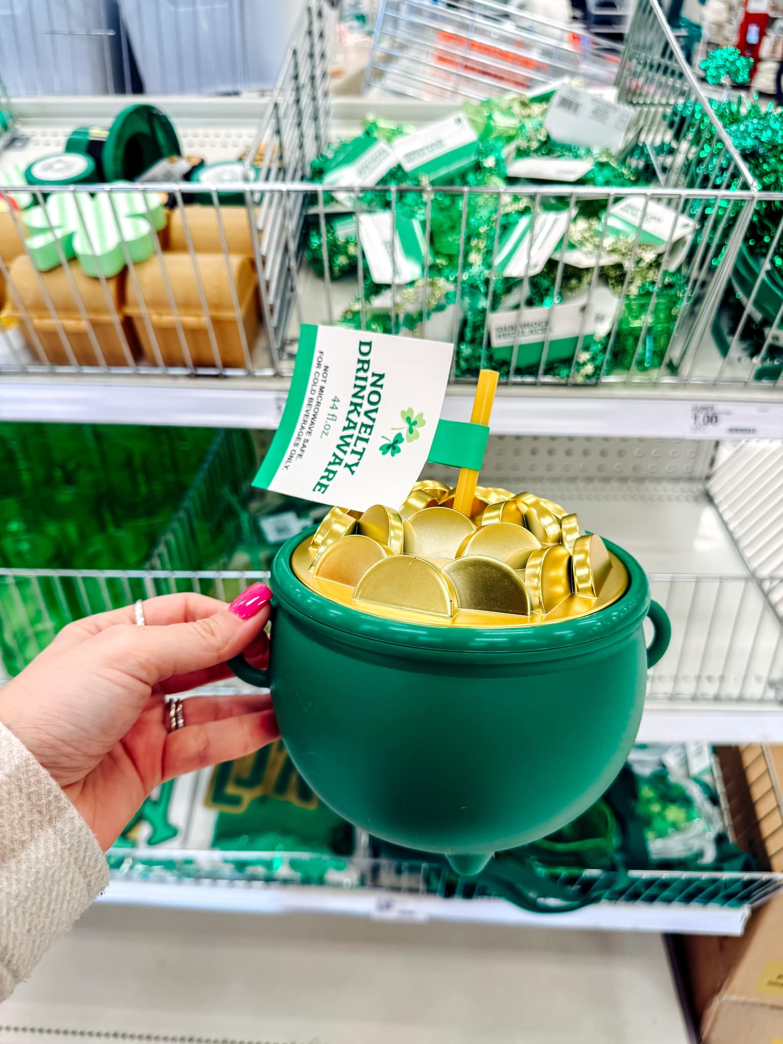 STOP IT!!! 🎯 🍀 Look how cute this pot of gold cup is!! I found  display picture 1