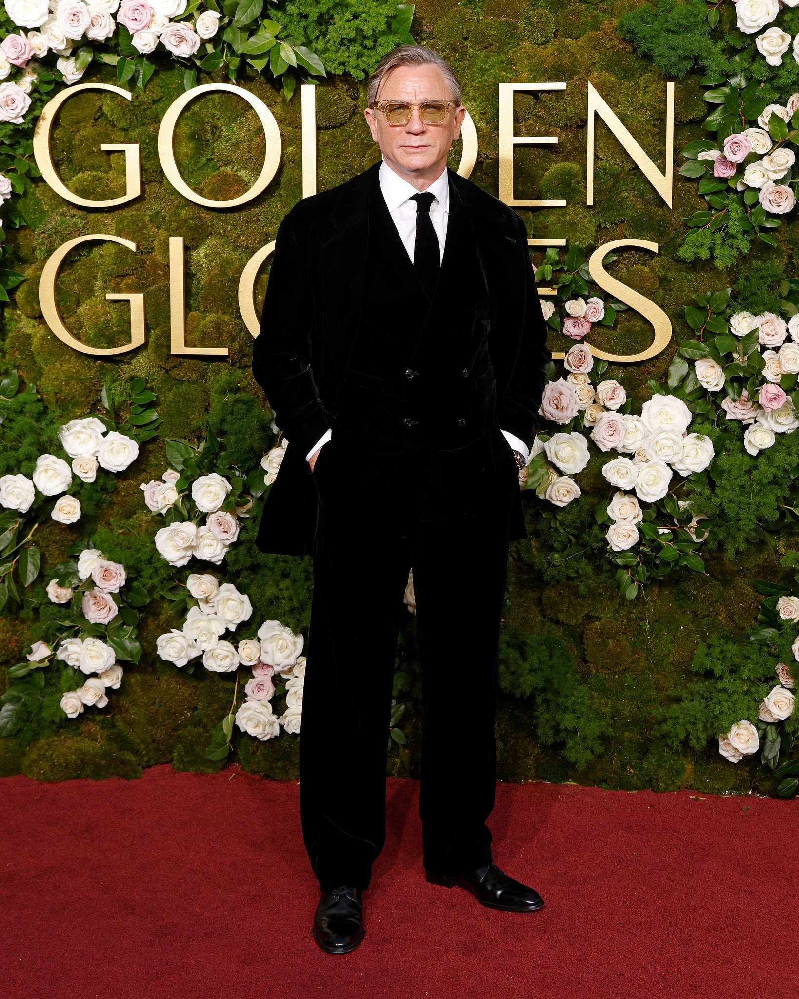 tuxedo dress golden globes Liev Schreiber in a black TOM FORD at the 75th Annual Globe Awards. #TOMFORD #GoldenGlobes tuxedo and gown couple