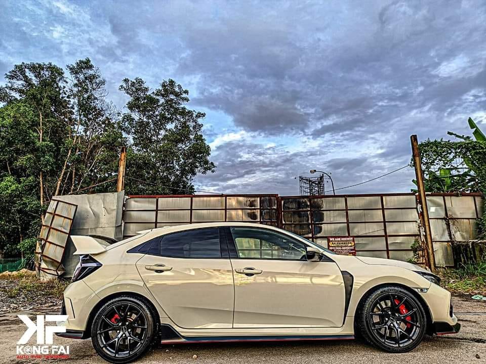 Raxer Wheels - Look at the 18