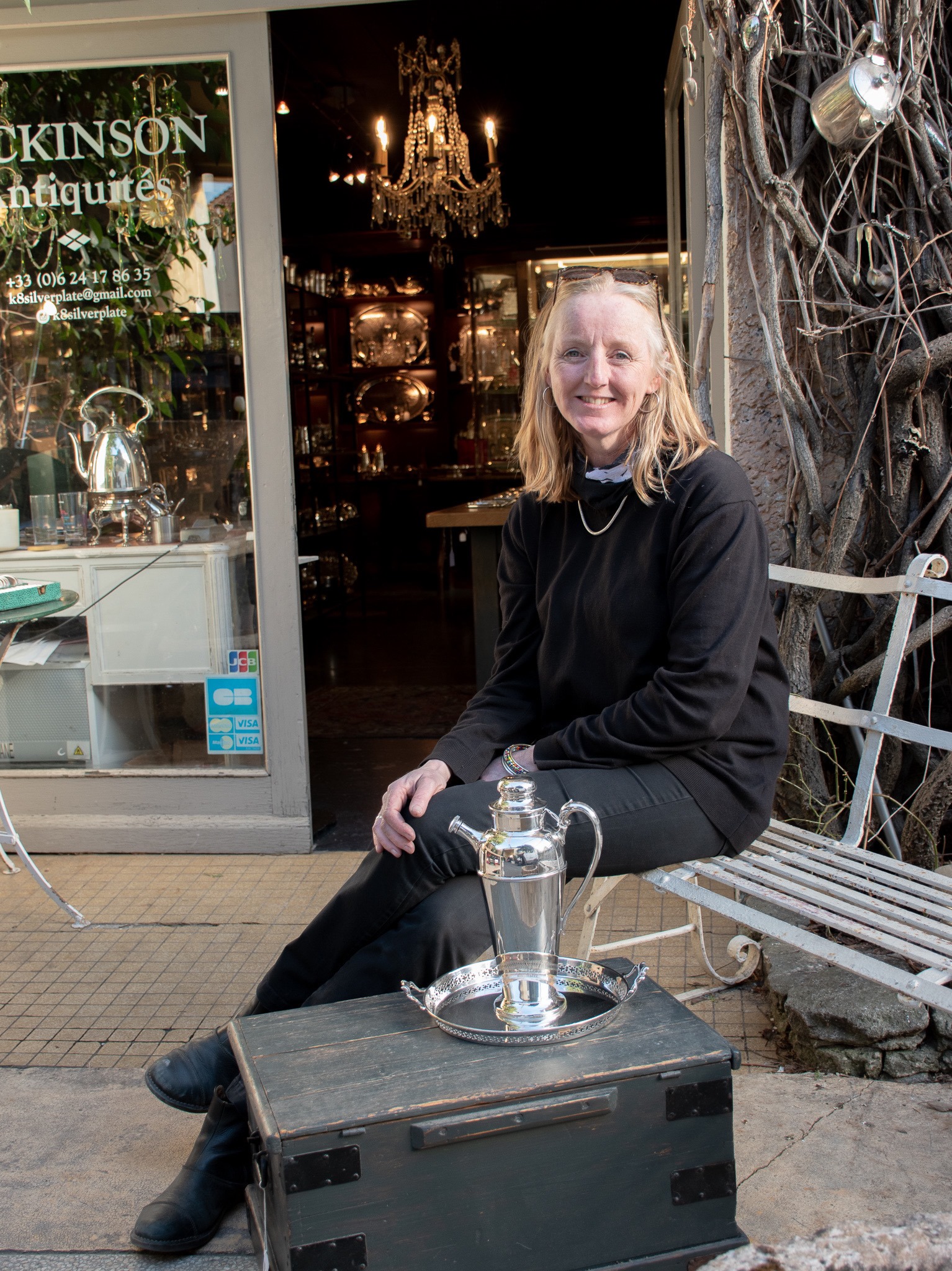 Le Village des Antiquaires de la Gare - 🇫🇷 Portrait de marchand : Kate ...