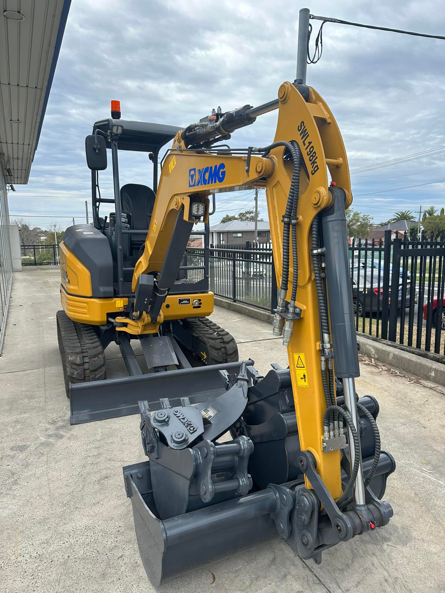 🔥 SALE 🔥 2.7T Excavator - Limited Stock XE27U