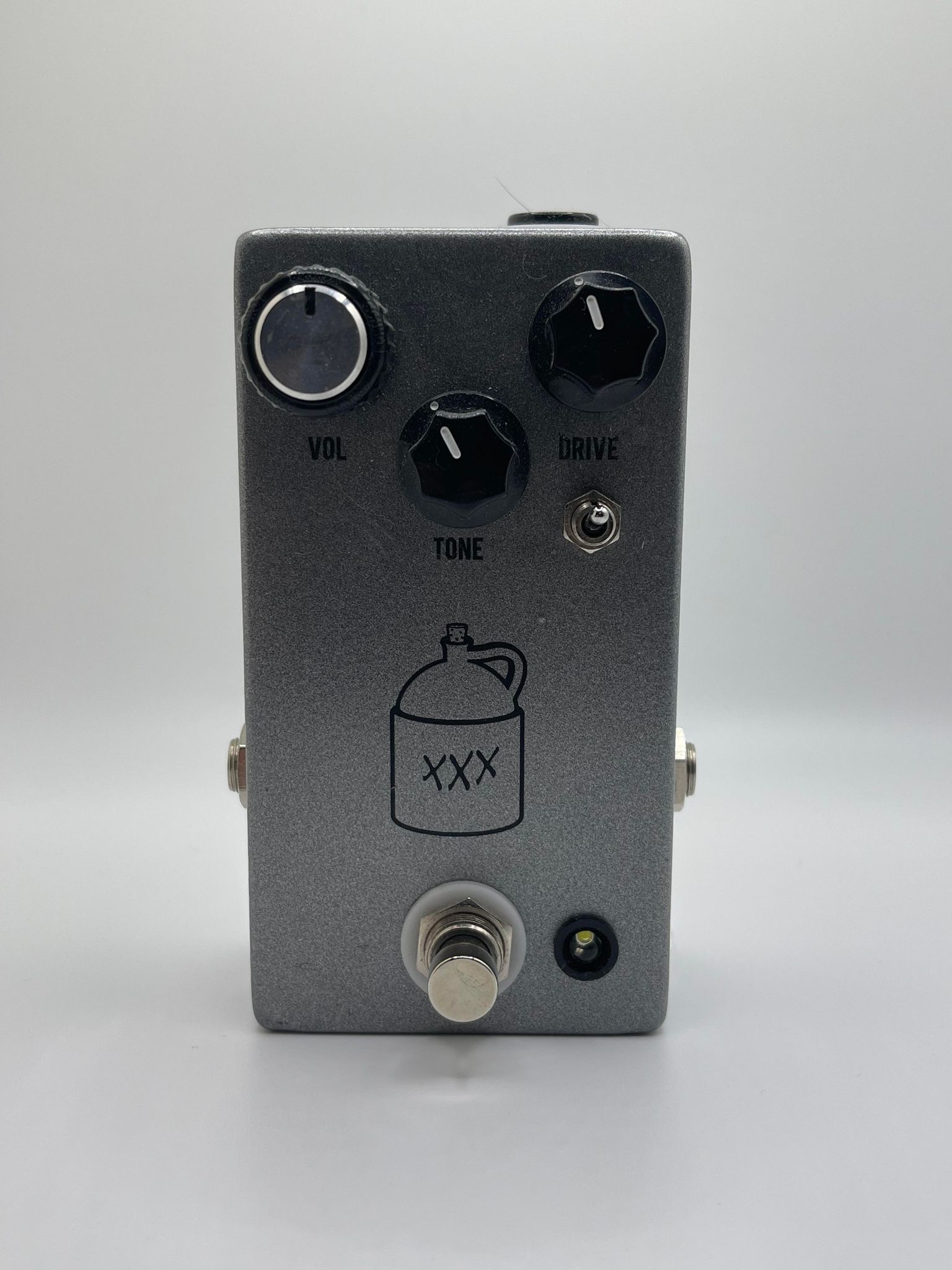 What is the value of a used JHS V1 Moonshine pedal?
