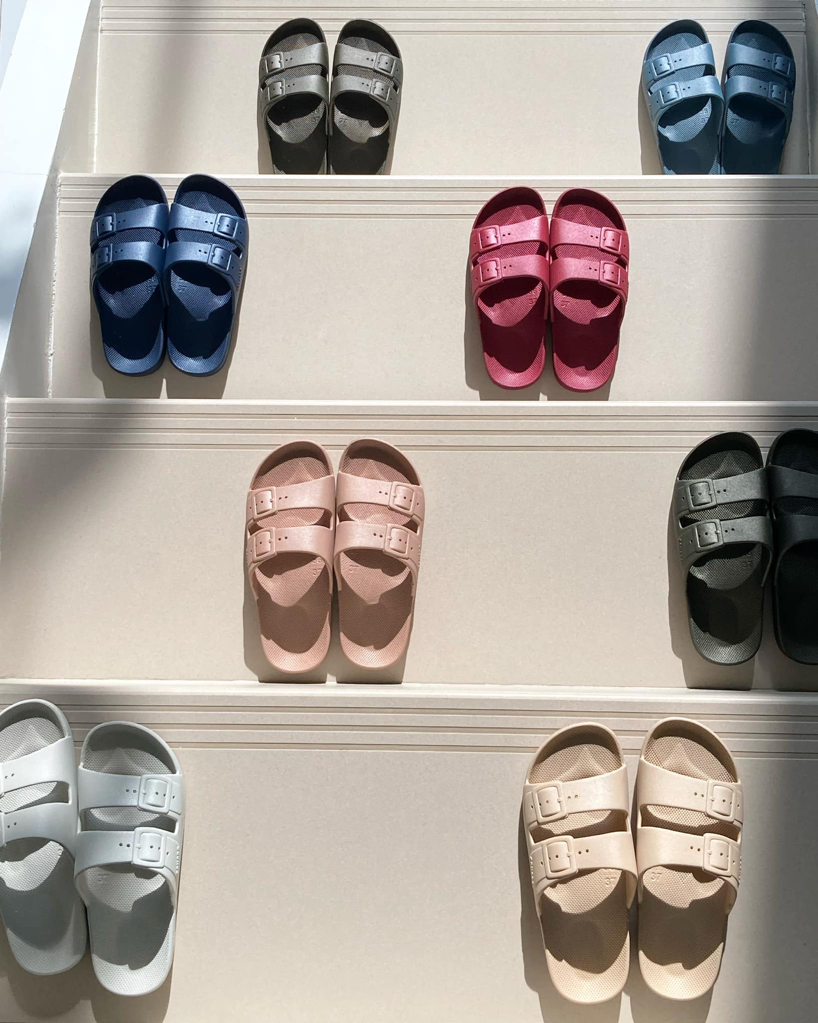 Cloud - We have chosen the 8 best colors for our Comodo Collection ...