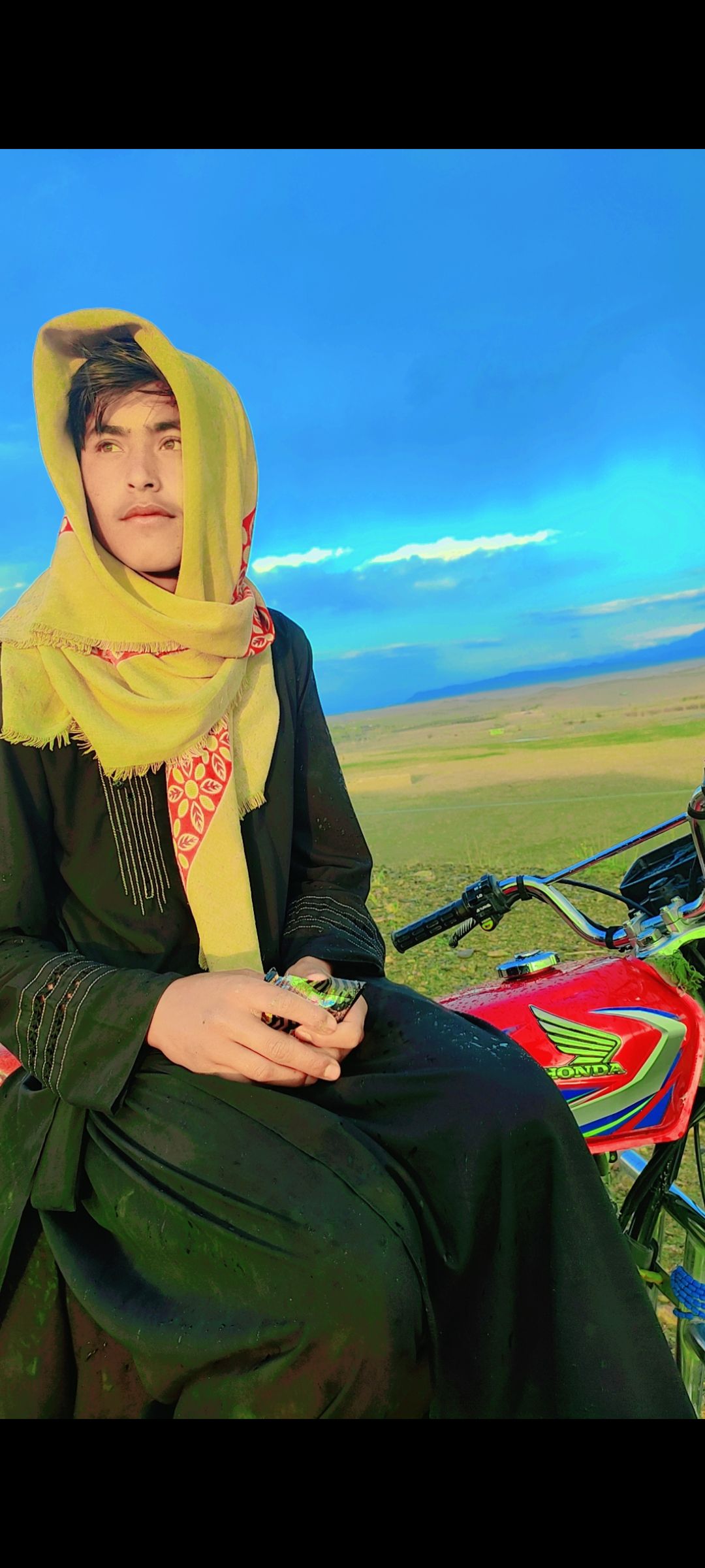 نوراغا نوري - ګران ورور جان ته ده نوی ژوند مبارکي وایم... | Facebook
