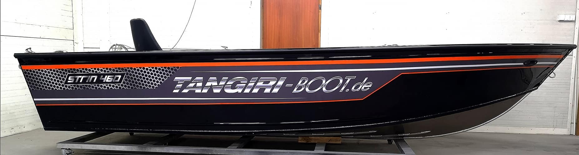 Tangiri Boat - New graphics and new tiller model 460 buildings